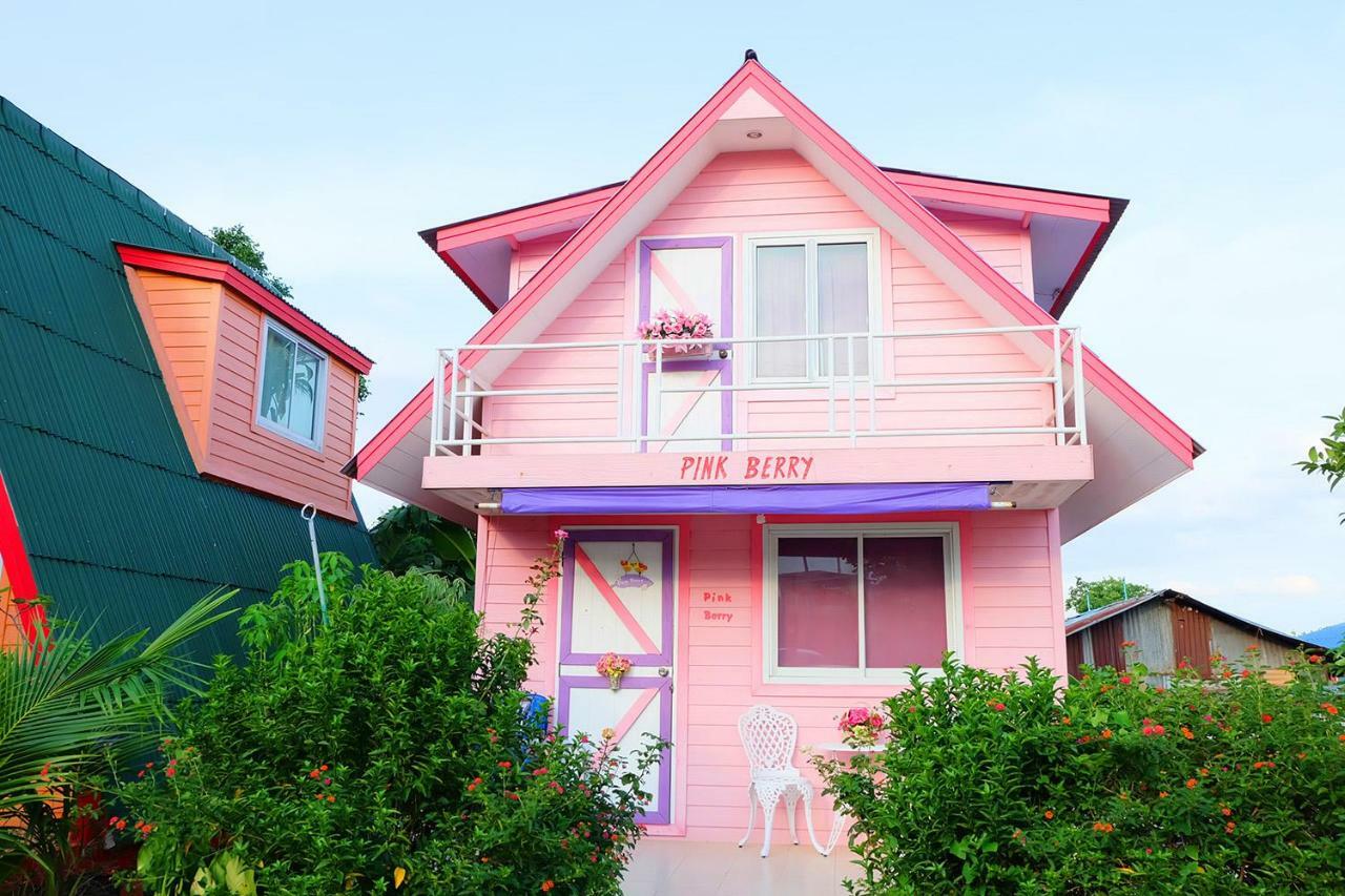 A Houses Homestay ناخون راتشاسيما المظهر الخارجي الصورة