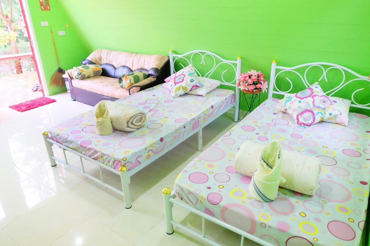 A Houses Homestay ناخون راتشاسيما المظهر الخارجي الصورة
