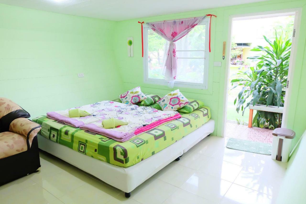 A Houses Homestay ناخون راتشاسيما المظهر الخارجي الصورة